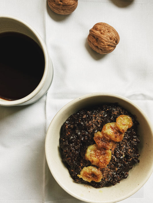 Cocoa Oats Porridge with Caramelised Banana