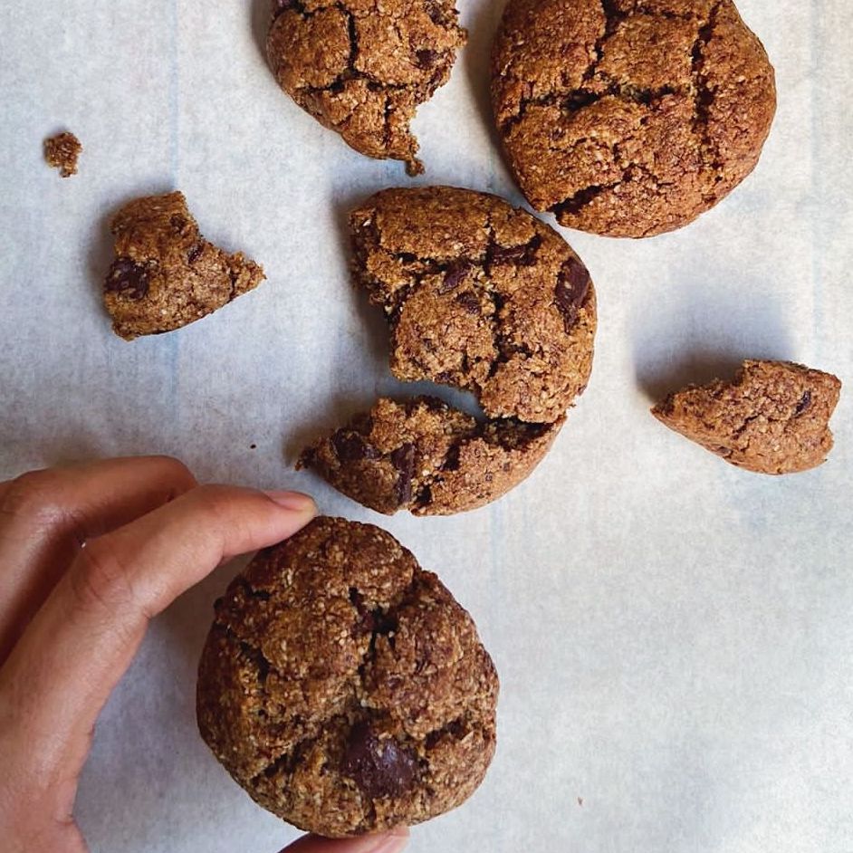 healthy gluten free vegan almond chocolate cookies
